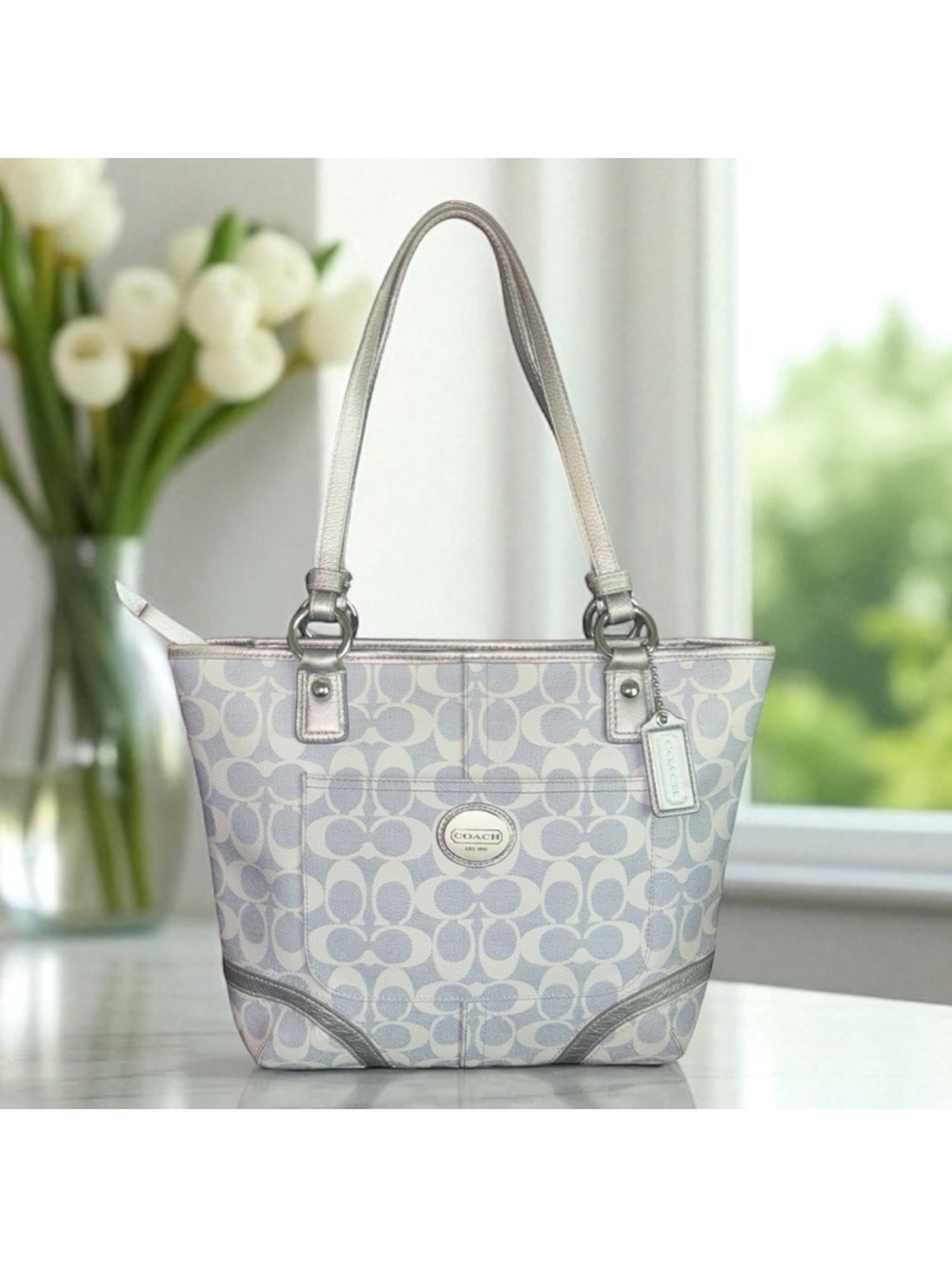 Coach Signature Peyton Heritage Tote Lt Denim Silver Leather Accent EUC COA🩶🩵